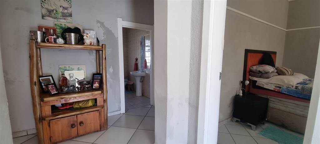 2 Bed House in Krugersdorp West photo number 5