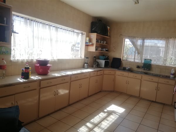 3 Bed House in Kenilworth