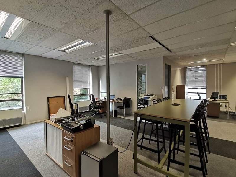 2000  m² Office Space in Rosebank photo number 9