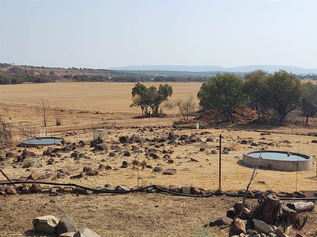 109.8 ha Farm for sale in Zeerust | T4744718 | Private Property