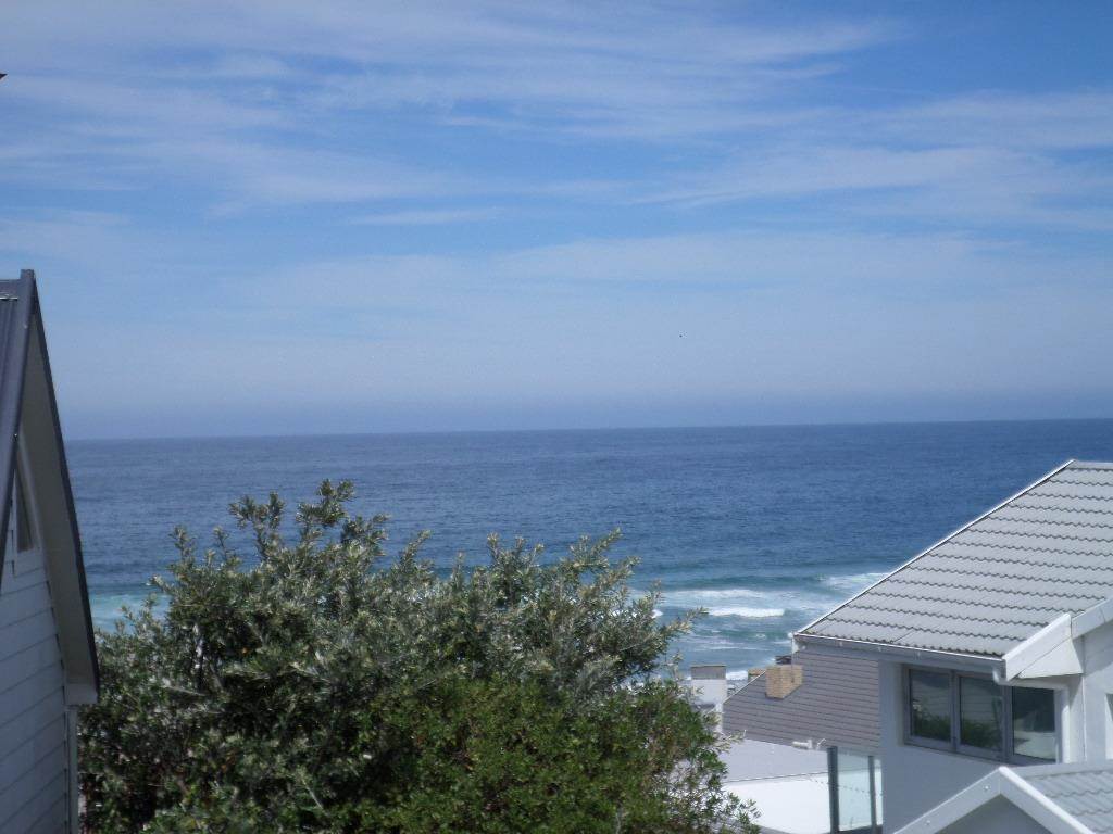5 Bed House in Pienaarstrand photo number 13