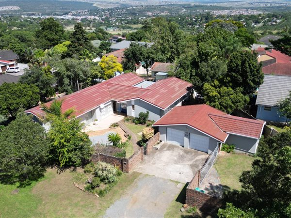 5 Bedroom House 5 Bedroom House