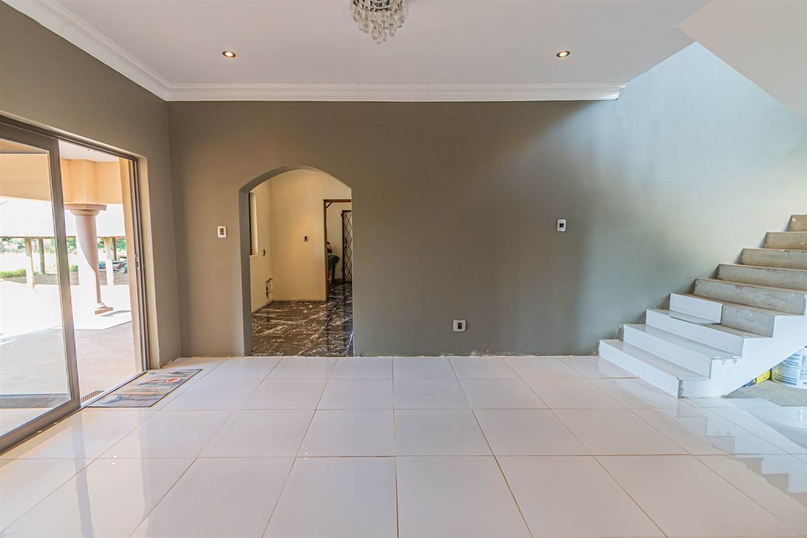 4 Bed House in Grootfontein Estate photo number 2