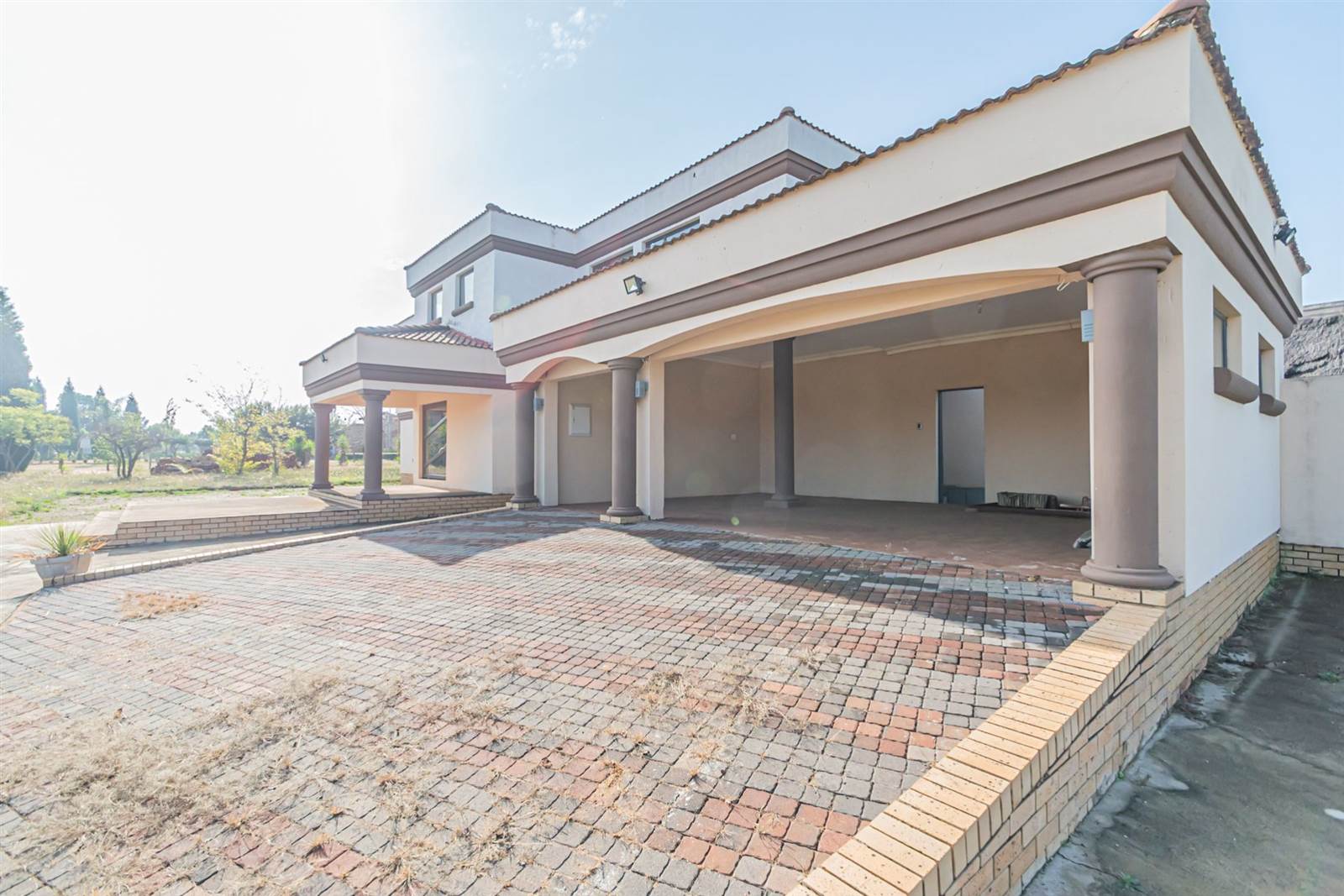 4 Bed House in Grootfontein Estate photo number 1