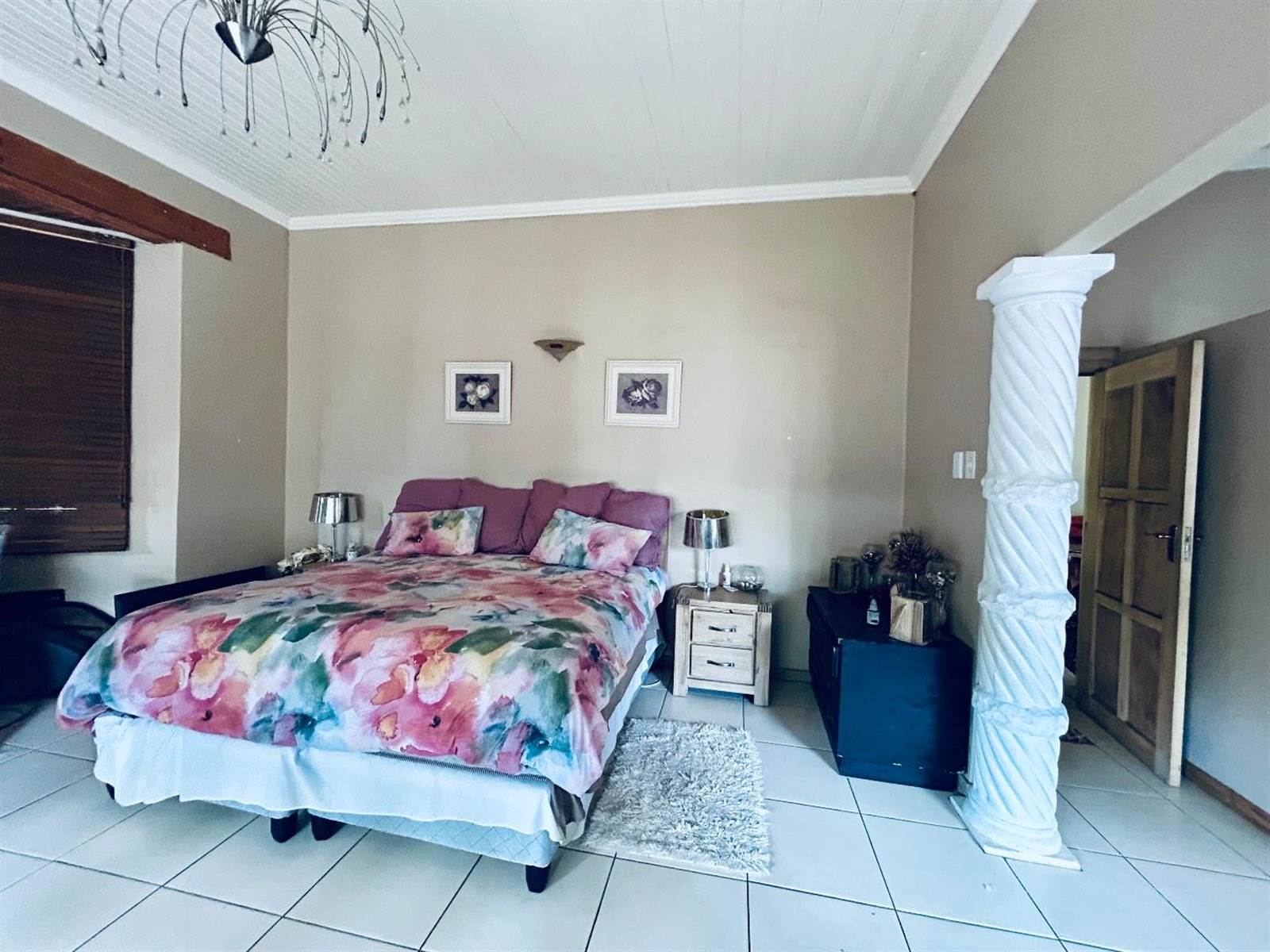 6 Bed House in Vryheid photo number 9