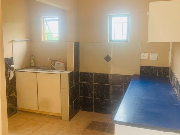 2 Bedroom House 2 Bedroom House