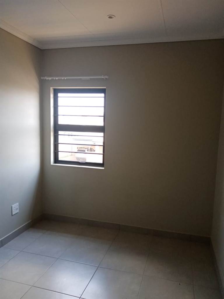 4 Bed House in Randpark Ridge photo number 21