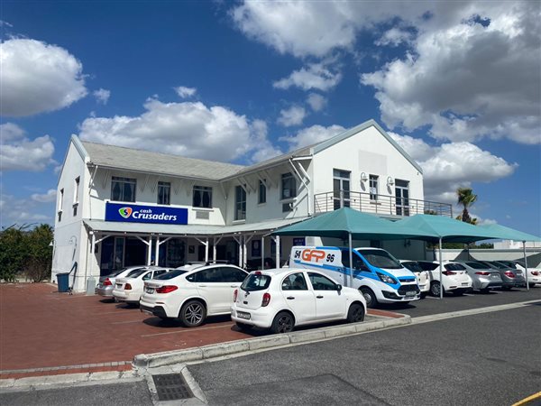 83  m² Retail Space in Tableview
