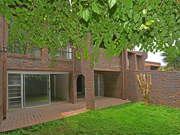 5 Bedroom Apartment 5 Bedroom Apartment