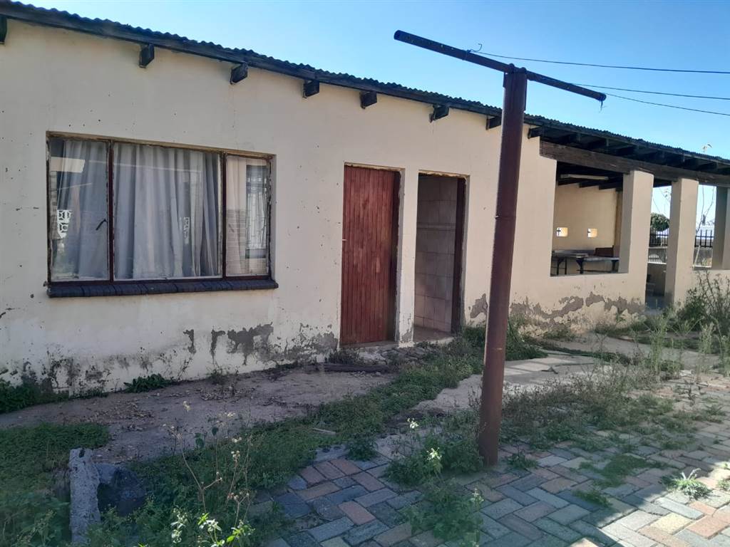 3 Bed House in Seshego photo number 21