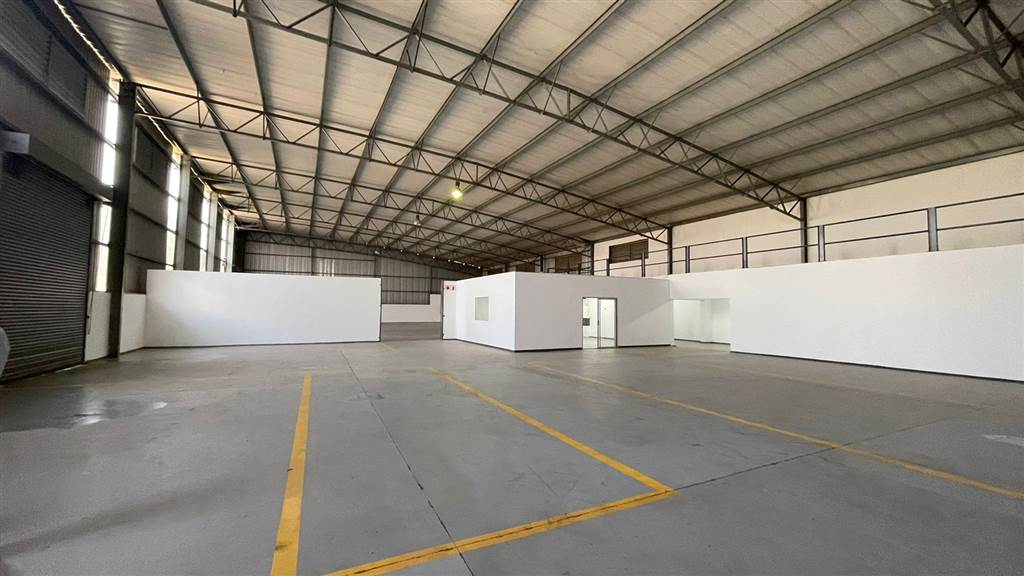 1500  m² Industrial space in Monavoni photo number 12
