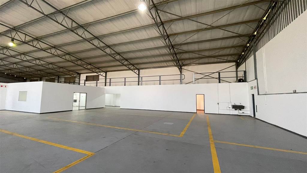 1500  m² Industrial space in Monavoni photo number 10