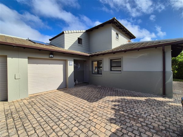 4 Bedroom House 4 Bedroom House