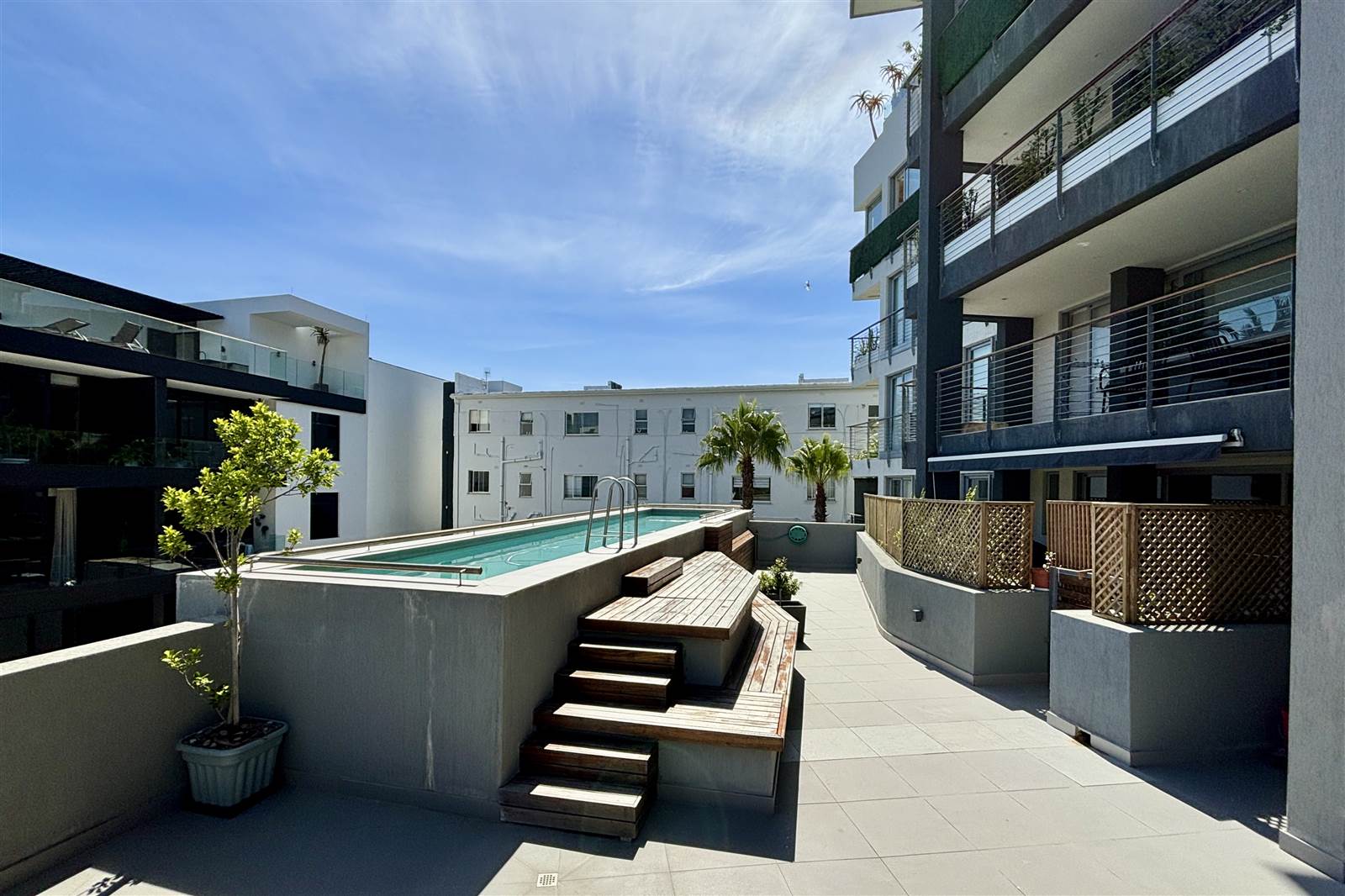 2 Bed Apartment in Sea Point photo number 21