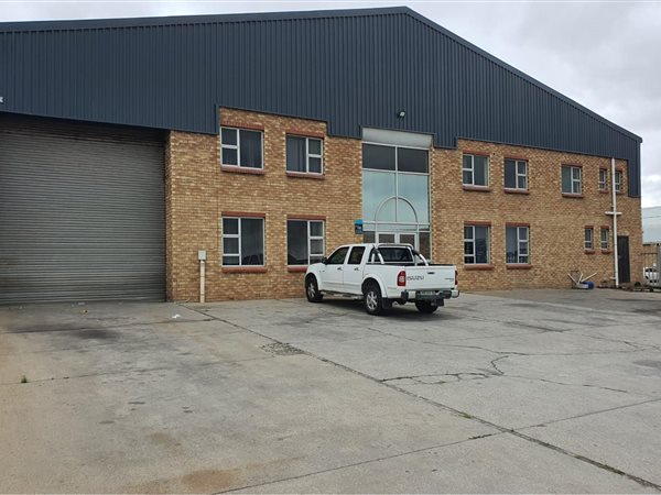 1500  m² Industrial space in North End