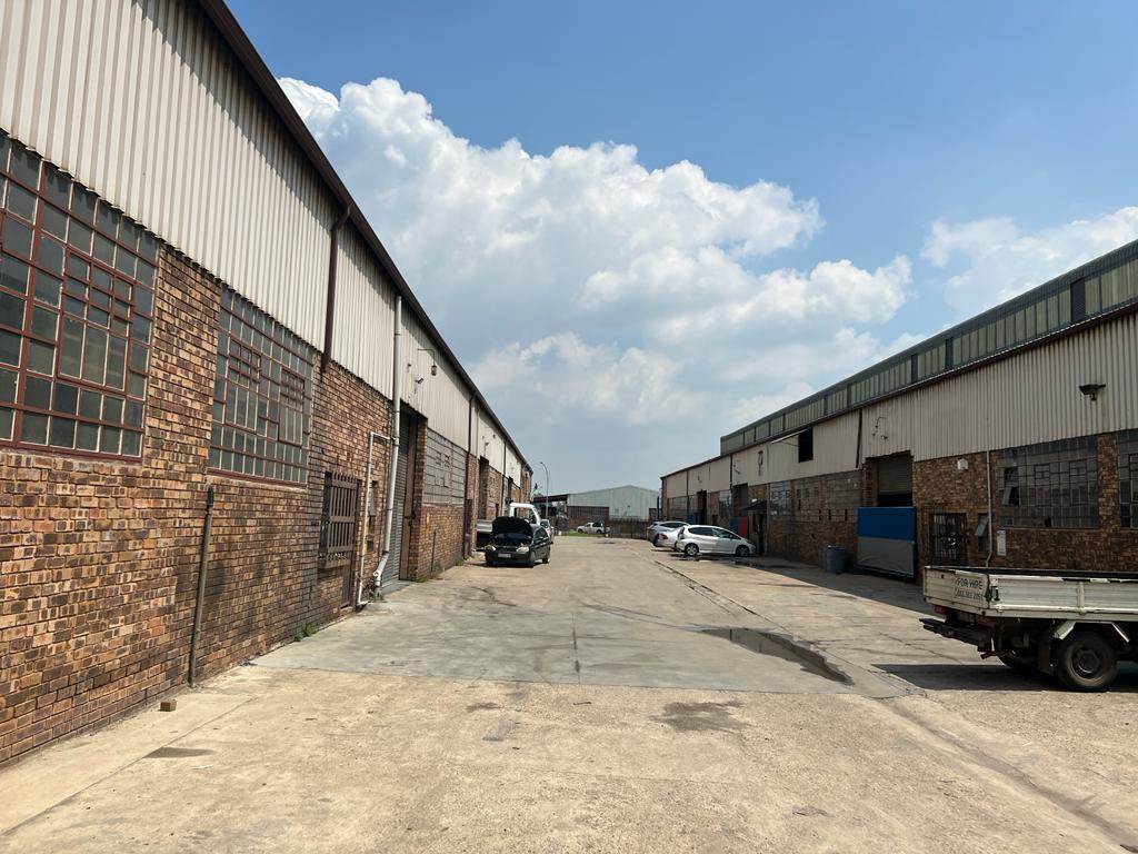 350  m² Industrial space in Benoni South photo number 4