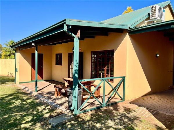 3 Bedroom Flat 3 Bedroom Flat