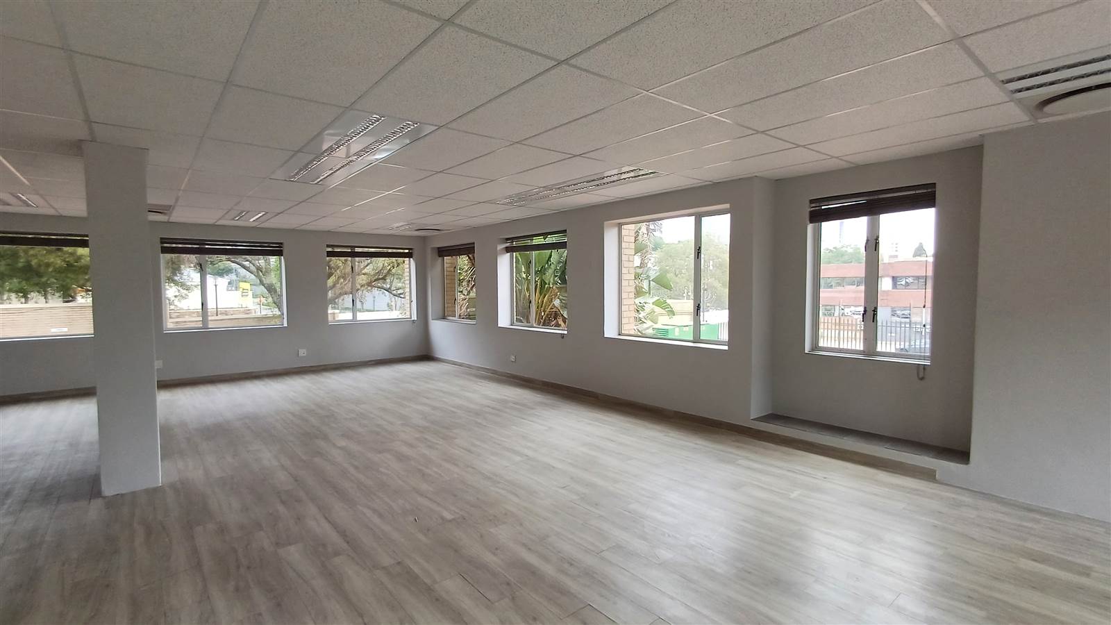 184.7  m² Commercial space in Sandown photo number 7