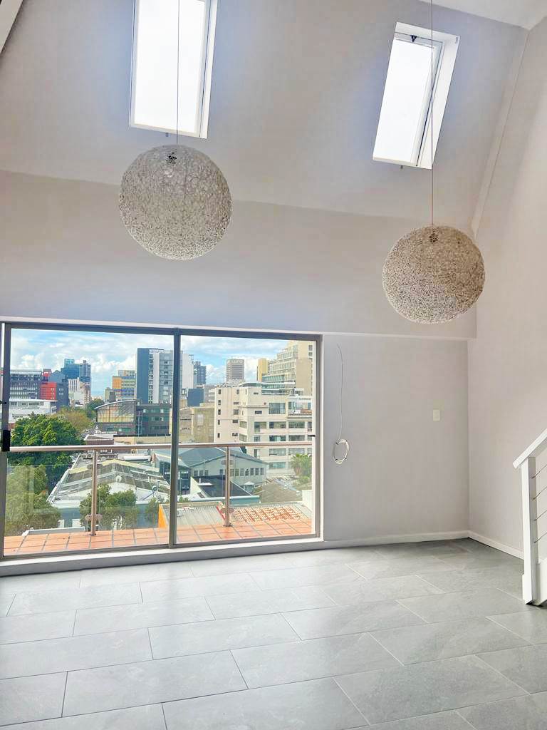 1 Bed Apartment in Cape Town City Centre photo number 5