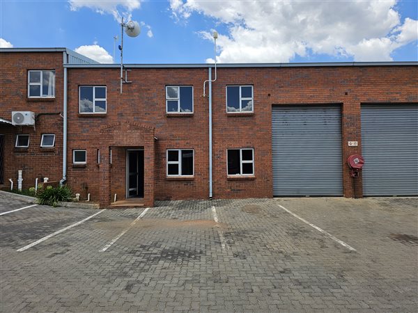 191  m² Industrial space in Alrode