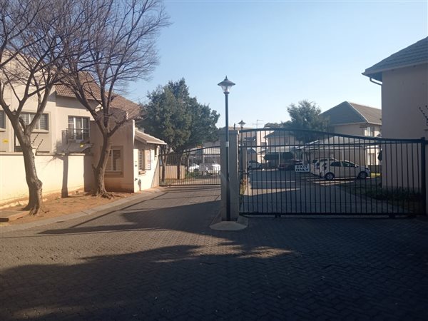 1 Bedroom House 1 Bedroom House