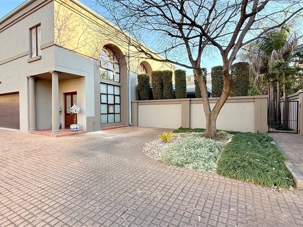 3 Bedroom House 3 Bedroom House