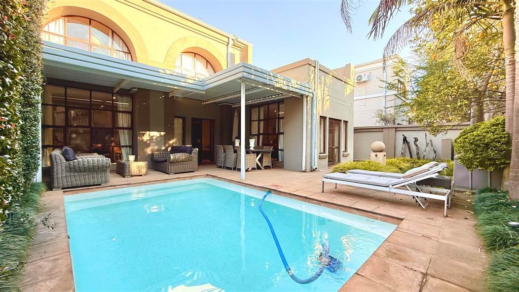 3 Bedroom House 3 Bedroom House