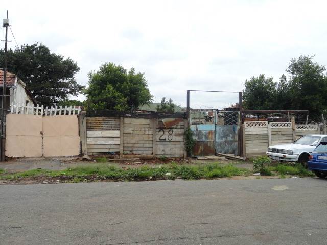 4 Bed House in Jeppestown photo number 14