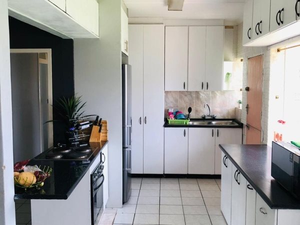 1 Bedroom House