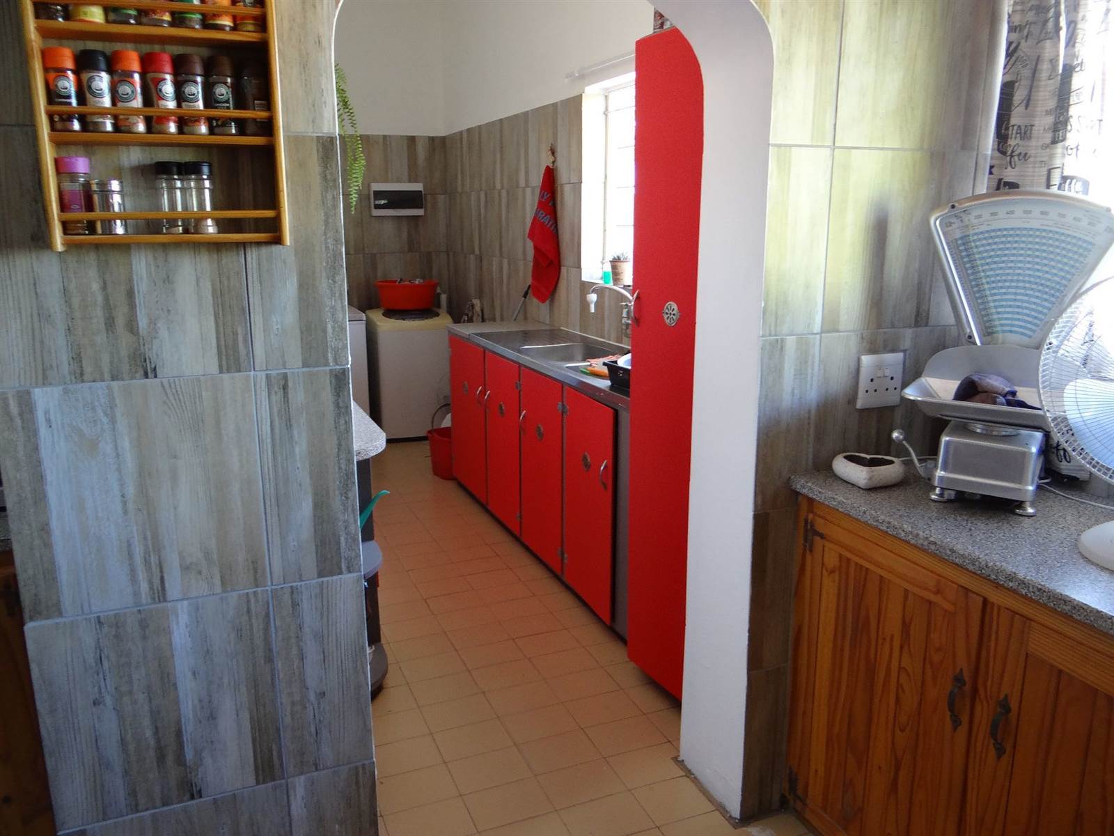 Commercial space in Beaufort West photo number 26