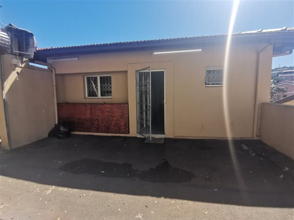 2 Bed Townhouse in Durban North