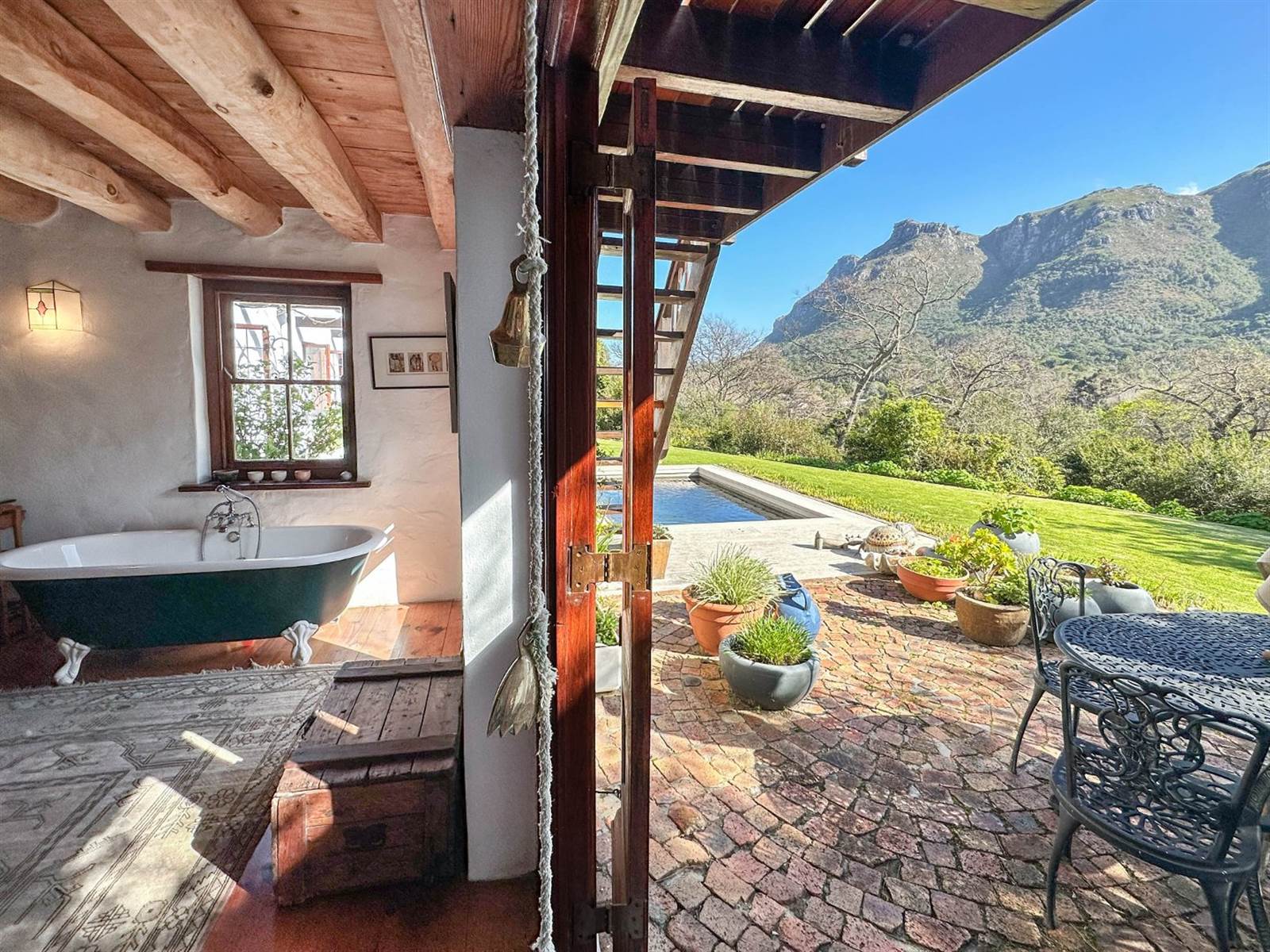 5 Bed House in Hout Bay and surrounds photo number 19