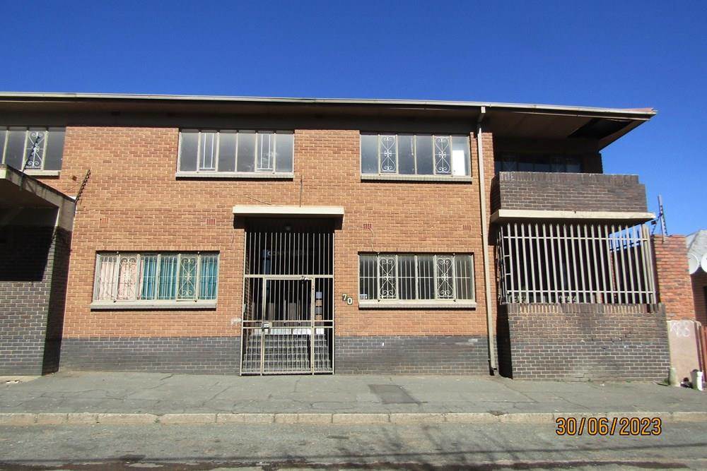 995  m² Commercial space in Turffontein photo number 2