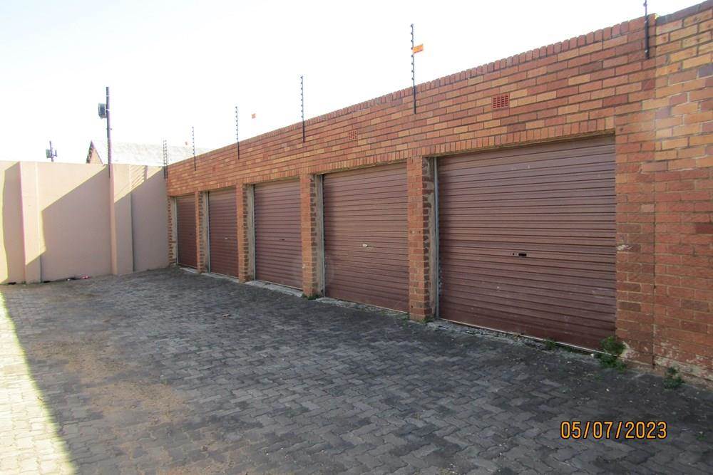 995  m² Commercial space in Turffontein photo number 19