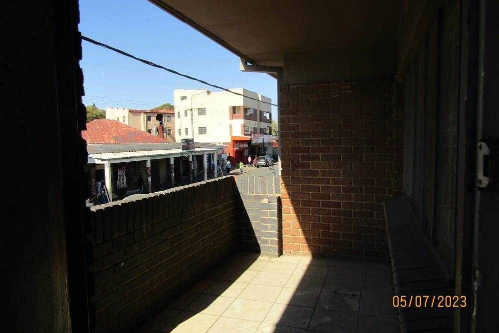 995  m² Commercial space in Turffontein photo number 15