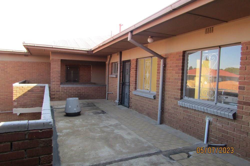 995  m² Commercial space in Turffontein photo number 8