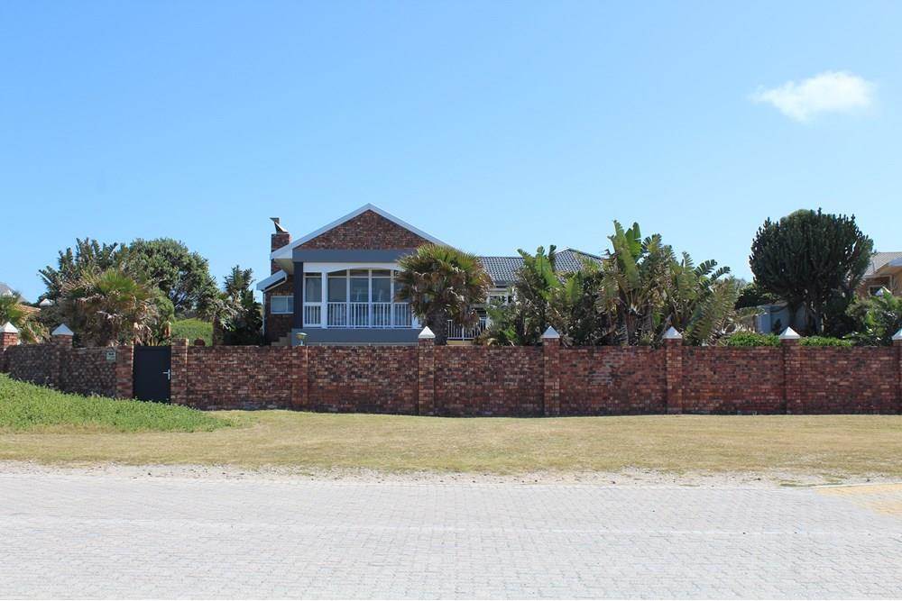 6 Bed House in Port Alfred photo number 3