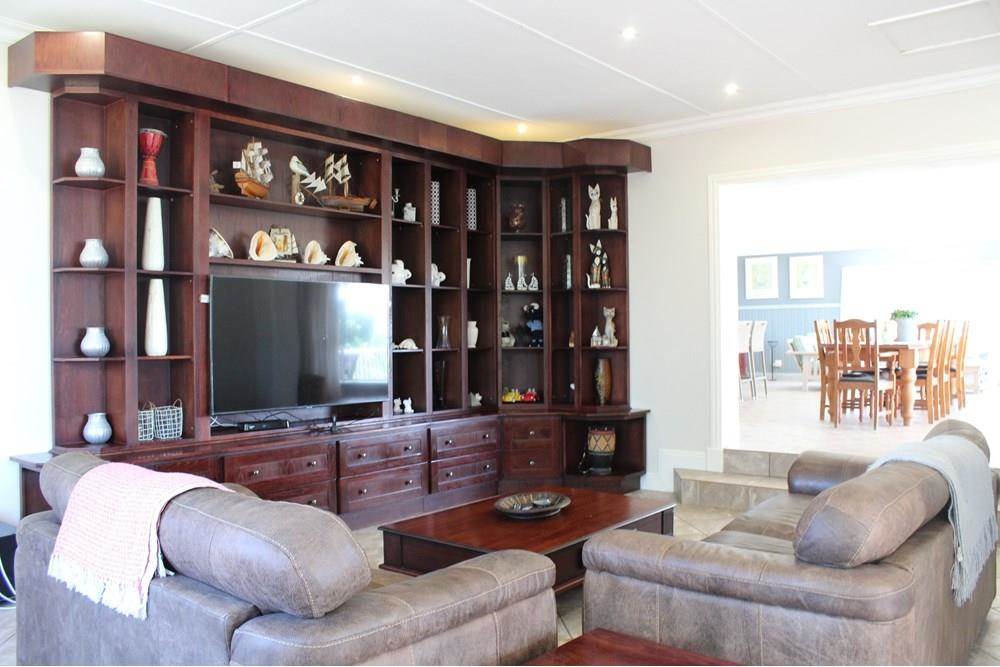 6 Bed House in Port Alfred photo number 18
