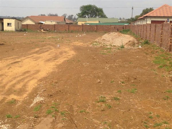2100 m² Land available in Bronkhorstspruit