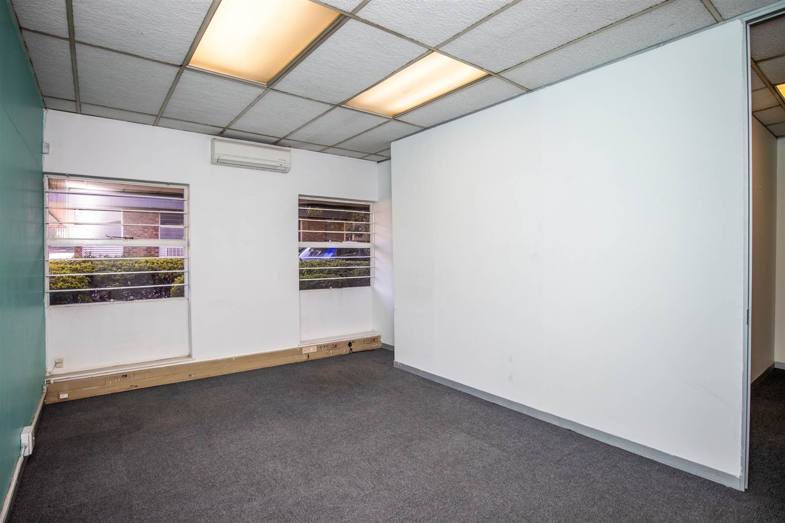 60  m² Commercial space in Lyndhurst photo number 6