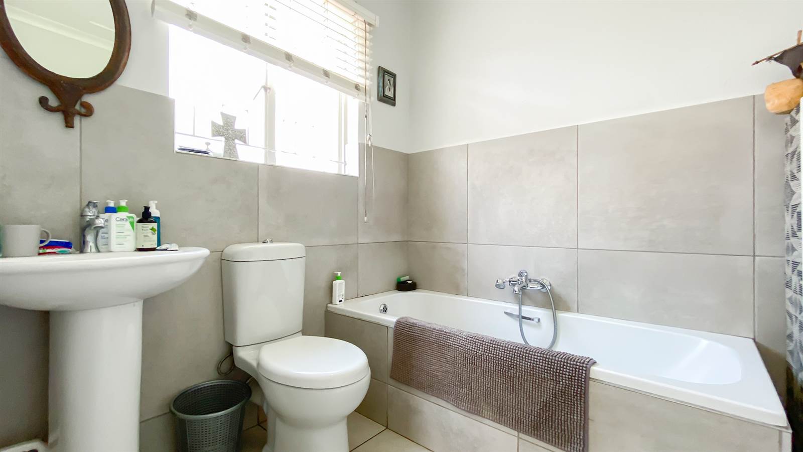 2 Bed Townhouse in Greenstone Hill photo number 15