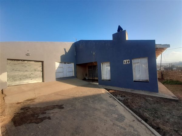 4 Bedroom House 4 Bedroom House