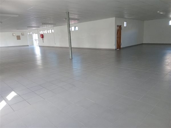 429  m² Commercial space in Pinetown Central