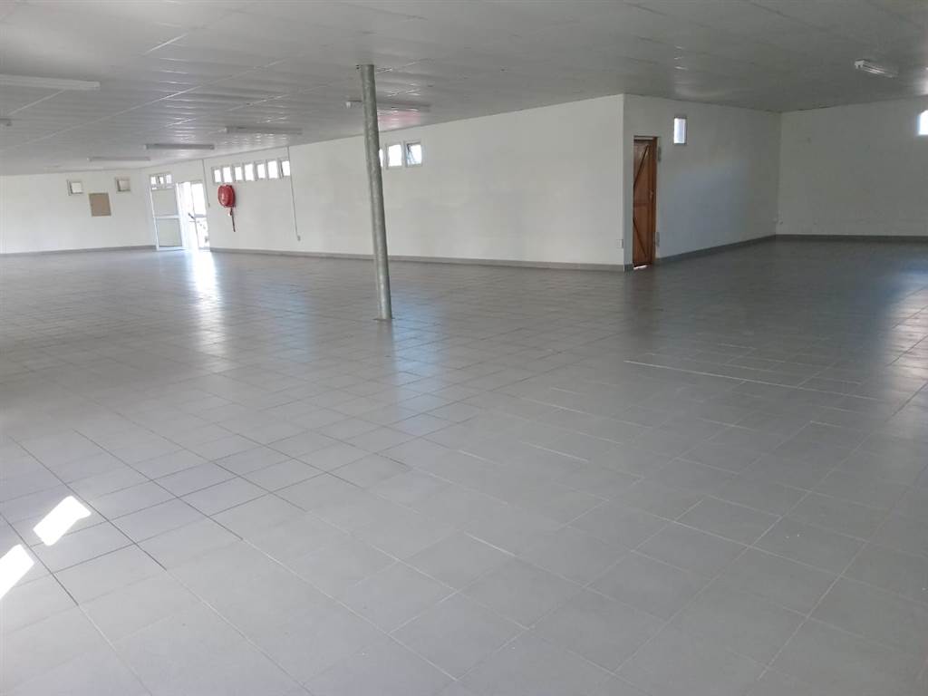 429  m² Commercial space in Pinetown Central photo number 1