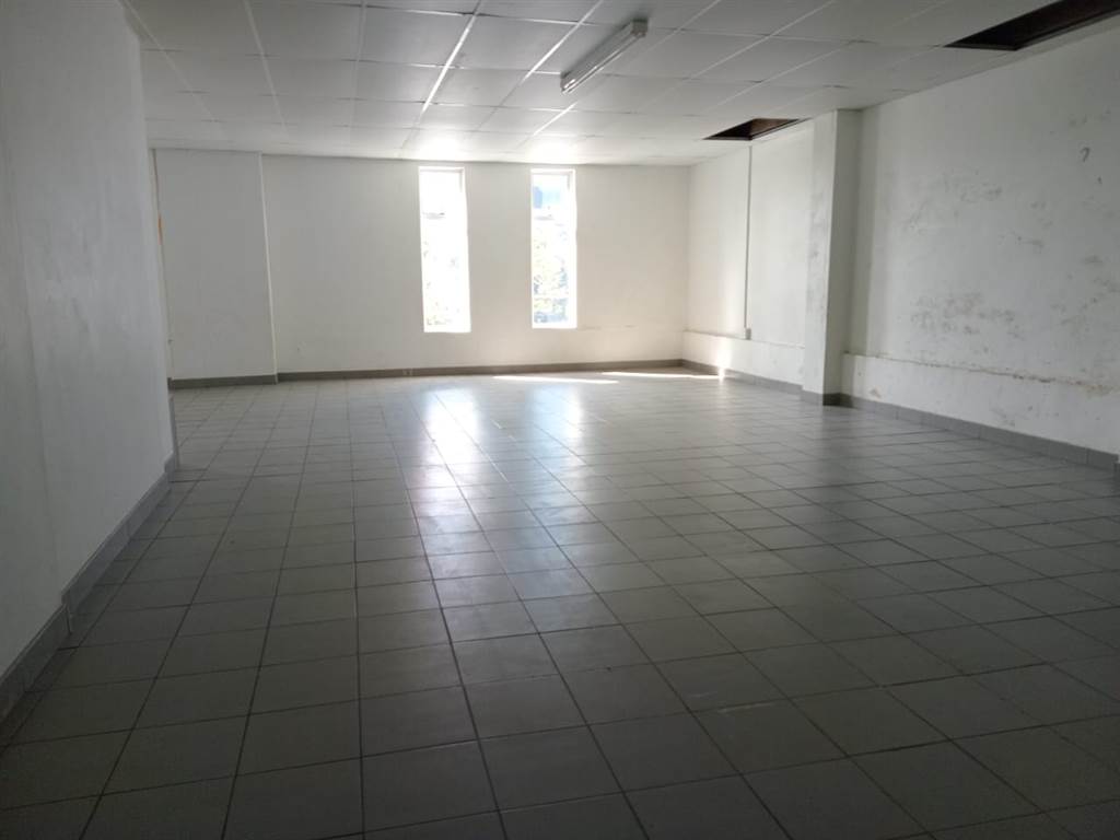 429  m² Commercial space in Pinetown Central photo number 3