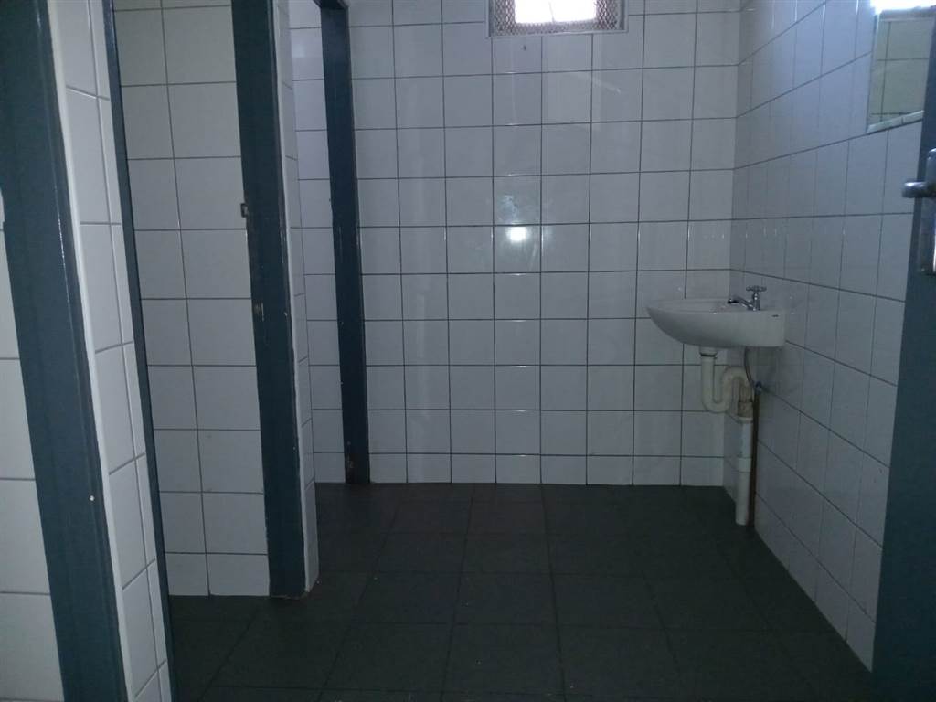 429  m² Commercial space in Pinetown Central photo number 11