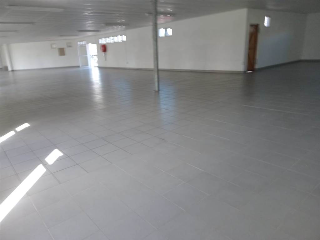 429  m² Commercial space in Pinetown Central photo number 2