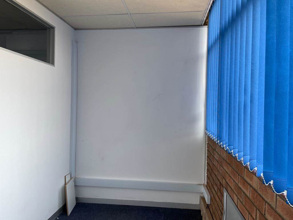 100  m² Commercial space in Noordwyk photo number 13
