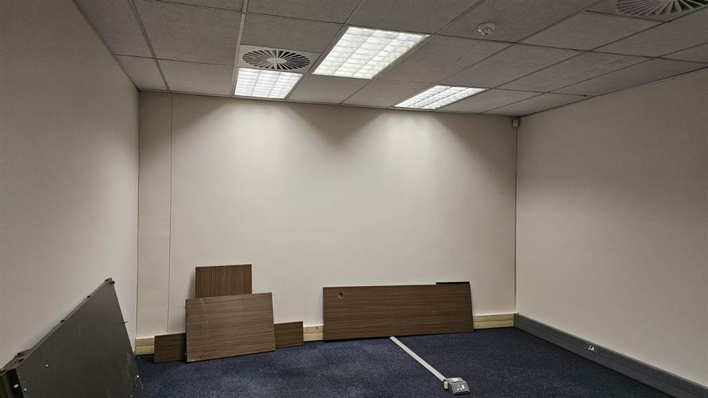 130  m² Office Space in Bedfordview photo number 6