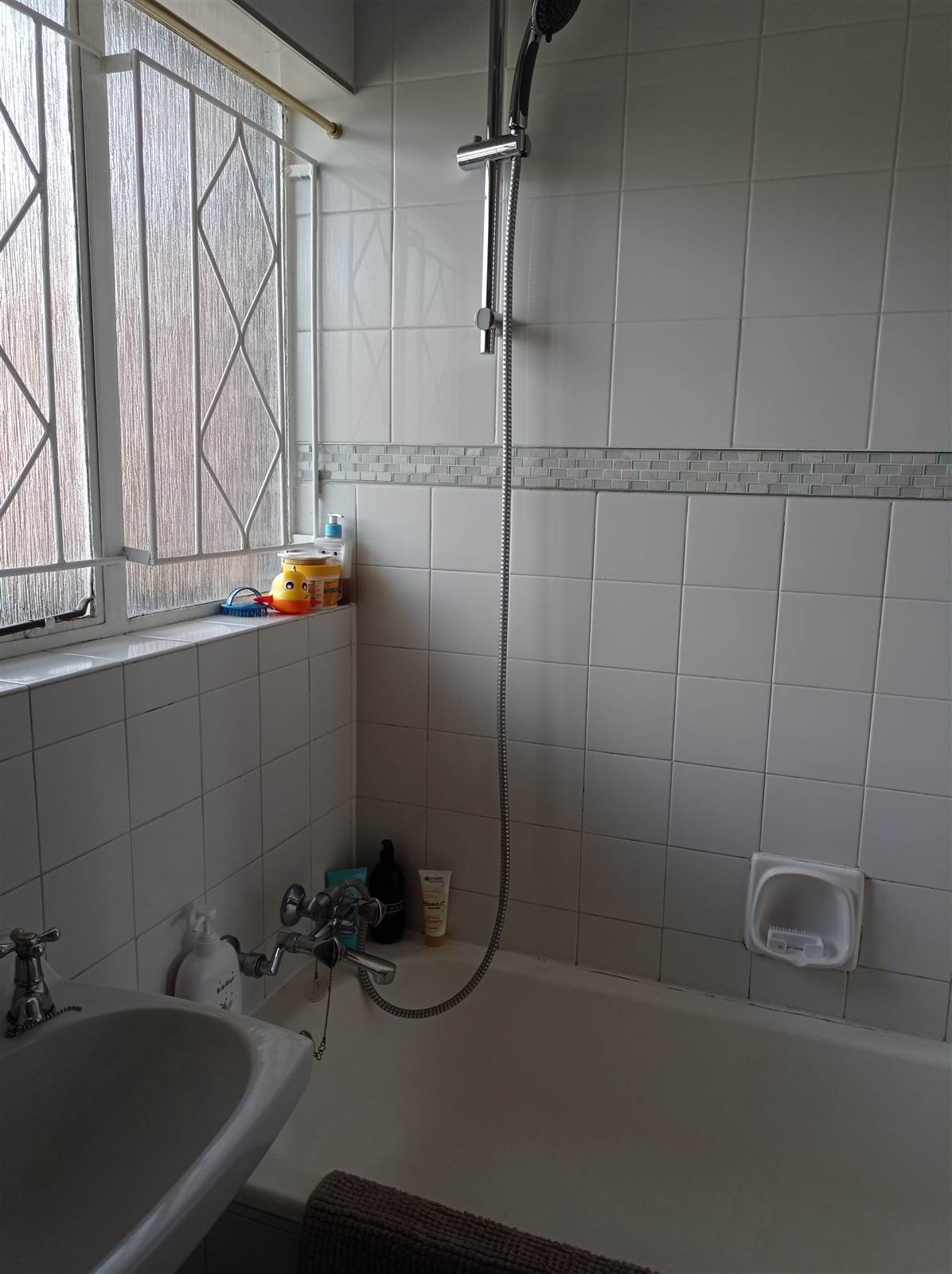 1 Bed Apartment in Eastleigh photo number 10